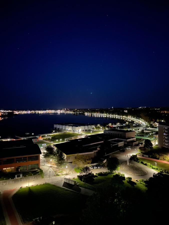 Derzeit Beliebt - Phaenomenaler Ausblick Auf Binnen- Und Ostsee Heiligenhafen Buitenkant foto